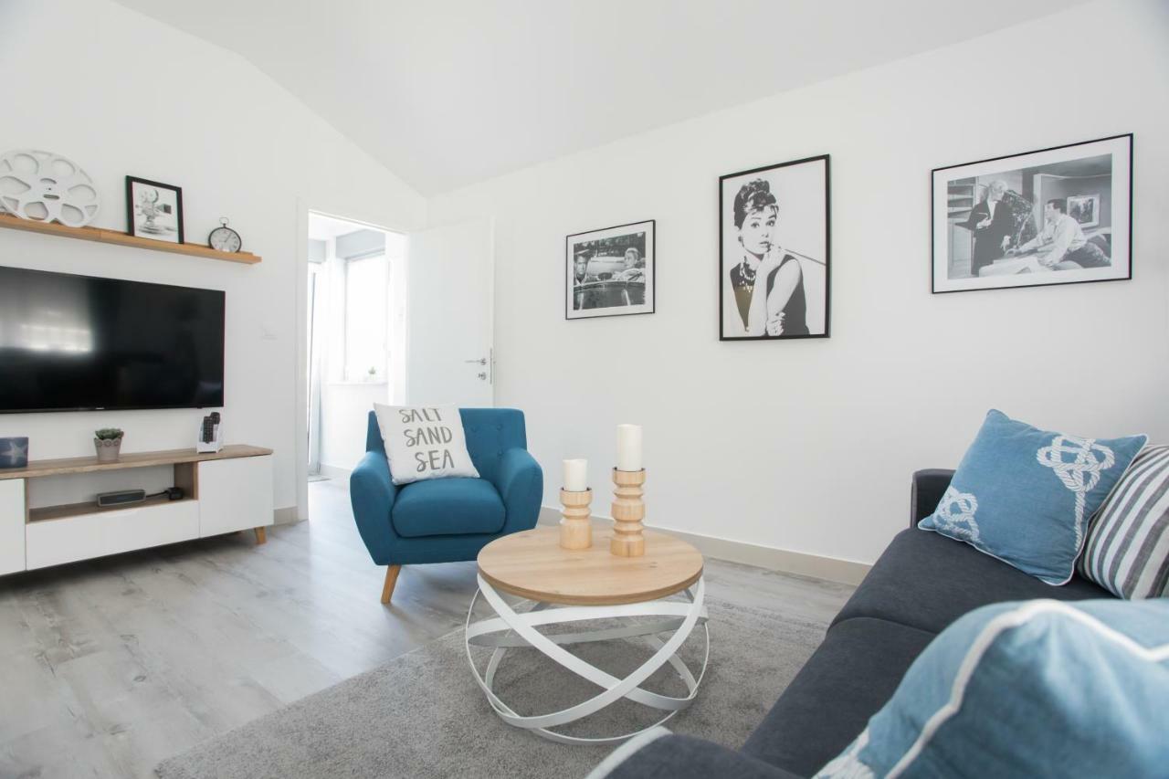 Apartment Movie Примоштен Экстерьер фото